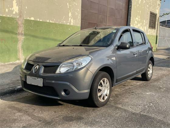RENAULT SANDERO 1.0 EXPRESSION 16V FLEX 4P MANUAL RENAULT SANDERO 1.0 EXPRESSION 16V FLEX 4P MANUAL
